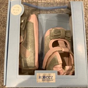 Robeez Velcro bow pink and sparkle grey. 6-12 months like new